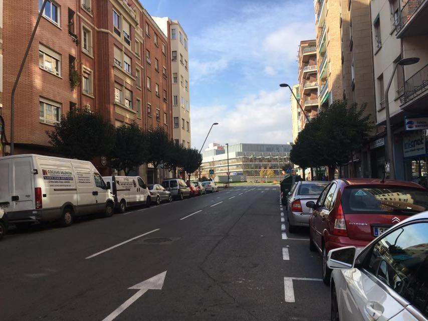 Апартаменти Piso Centrico Y Moderno En Logrono Vivienda De Uso Turistico Екстер'єр фото